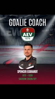 Spencer Eckhardt verantwortet beim AEV die Torhüter von der U13 bis U20.
Für ihn zählt: Ausdauer, Wille täglich an sich zu arbeiten, Einsatz und Spaß
Mit dieser Haltung unterstützt er unsere Goalies, die bereit sind, sich Schritt für Schritt entwickeln zu wollen.

Seine Ziele für die neue Saison und einen ausführlichen Bericht findet ihr auf unserer Homepage.
➡️Link in der Bio.

#ZukunftEishockey #AugsburgerJungs #Eishockey #AEV #Augsburg
